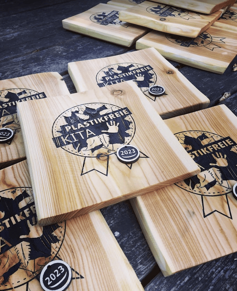 Plastikfrei Zertifikatsbrettchen